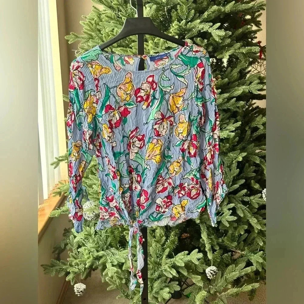 Apt. 9 size medium top
